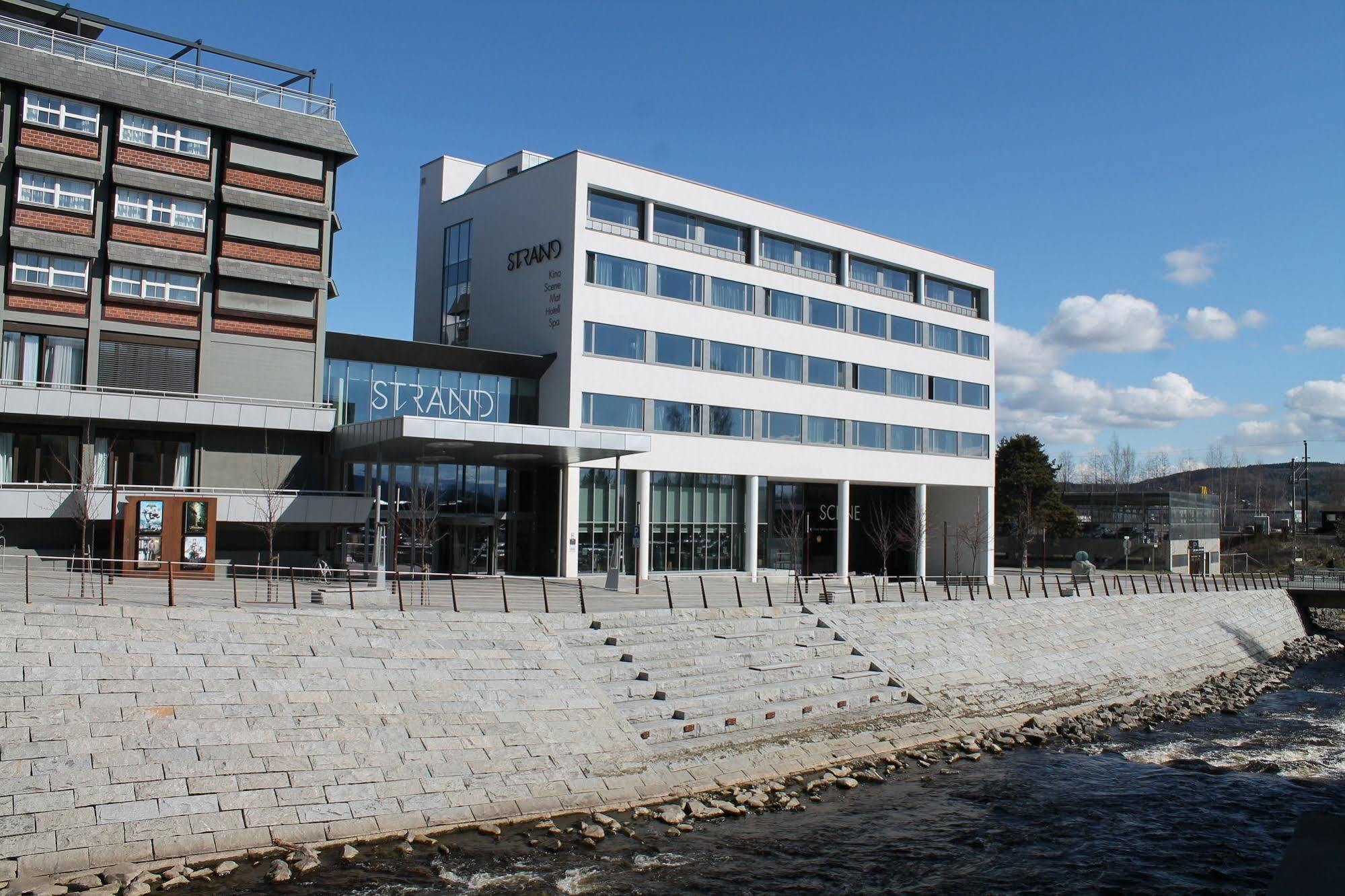 クオリティ ホテル ストランド イェービク Gjøvik エクステリア 写真